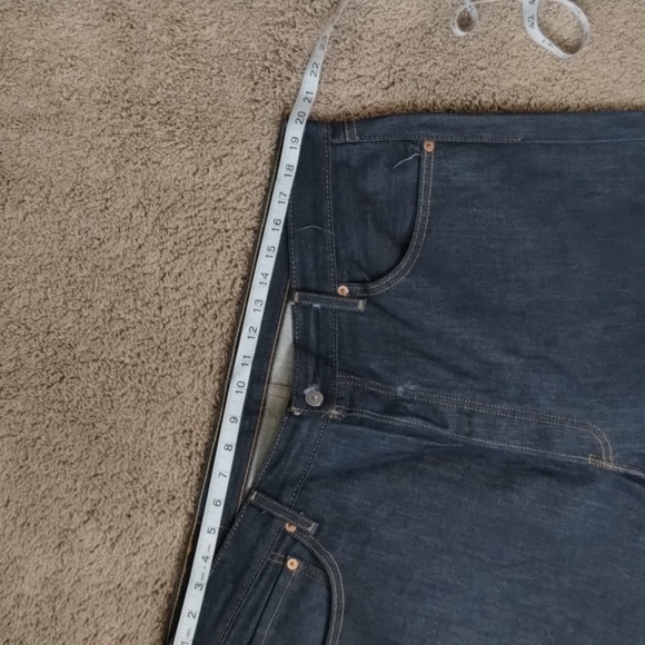 Levi's 501 Fly Button 5 Pocket Crispy Dark Wash Cotton Denim Jeans - Picture 14 of 14